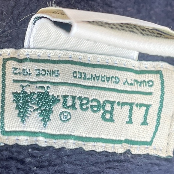 L.L Bean Button Down Shirt men’s size M - Picture 10 of 11